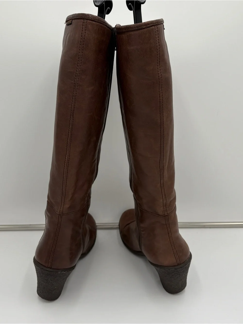 Camper Tall Knee High Riding Boots Brown Leather Heel Hiking Comfort Size 39 8.5